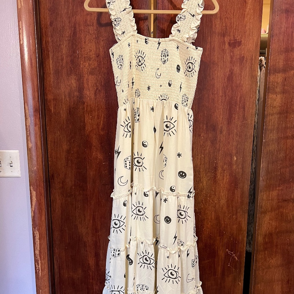 Dressed in LALA maxi dress!
